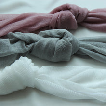 Load image into Gallery viewer, SSS Hijab - White / Grey / Rouge
