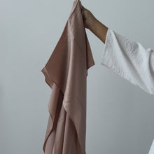 Load image into Gallery viewer, Velvet Satin Hijab - Flush Pink

