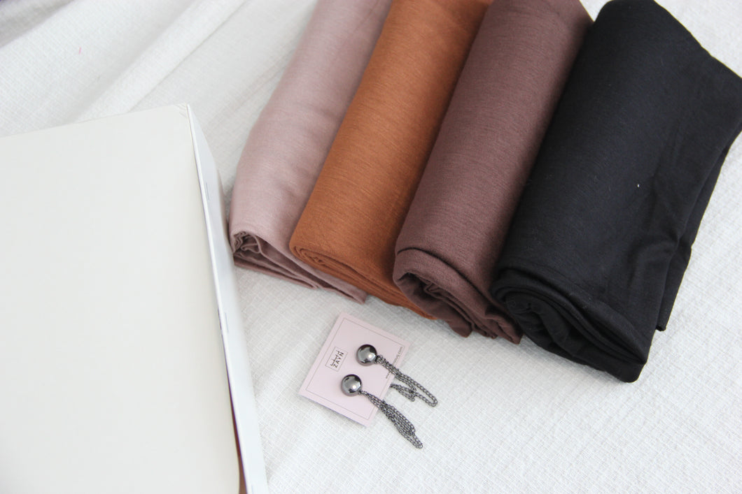 Easy Jersey Hijab Set - [ Black, Brown, Cinnamon, Primrose, 2 pairs of Hijab Magnet ]
