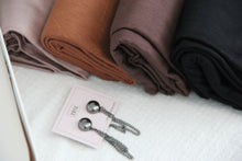 Load image into Gallery viewer, Easy Jersey Hijab Set - [ Black, Brown, Cinnamon, Primrose, 2 pairs of Hijab Magnet ]
