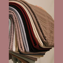 Load image into Gallery viewer, Easy Jersey Hijab- Cream
