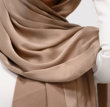 Load image into Gallery viewer, Satin Hijab - Strip textured - Copper
